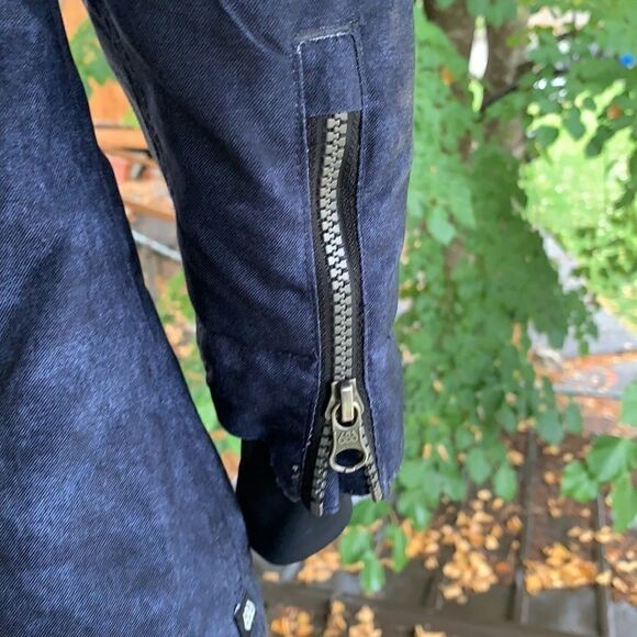 EUC WOMEN’S BEAUTIFUL 686 INFIDRY SNOWBOARD JACKET - Picture 10 of 15